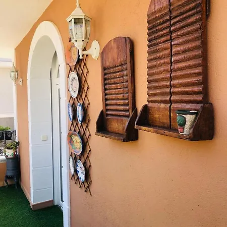 Casa La Montana * Las Navas Del Marques